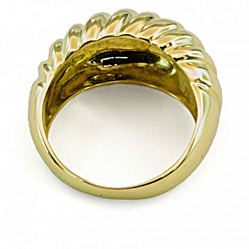 18ct gold 7.7g Ring size M